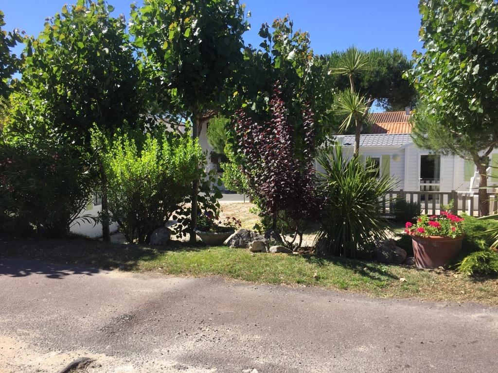 Camping Barataud Saint-Denis-d'Oleron Exterior photo